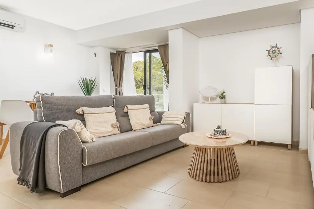 Apartamento Con Aire Acondicionado Y Gran Piscina 桑坦德利亚湾